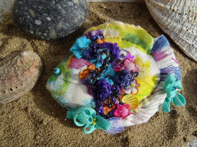 Broder la mer : broder un poisson