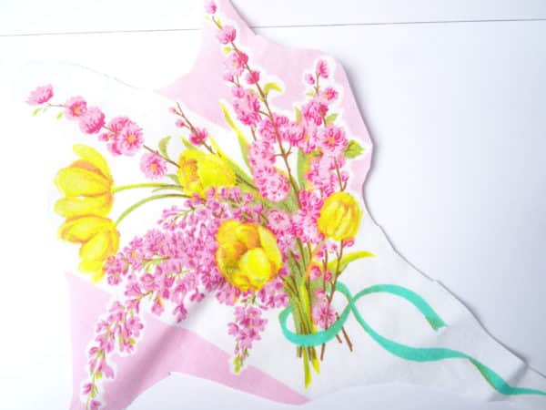 Bouquet de printemps, motif pour broderie d'embellissement ou broderie créative, Fils et Fantaisies