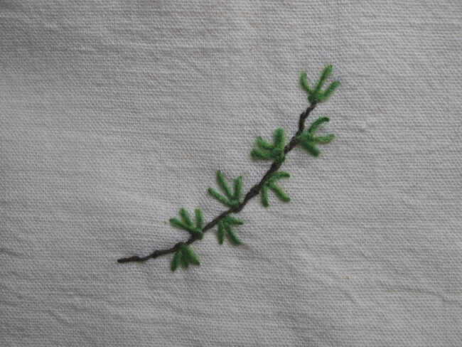 feuillage n°5 Fils et Fantaisies - Animation broderie - Broder du feuillage - Broderie d'embellissement ou broderie créative ou broderie fantaisie