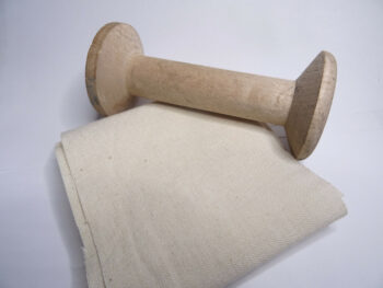 Bobine en bois- Fils et Fantaisies - Support pour rouleau textile ou rouleau brodé, idéal pour la broderie d'embellissement ou la broderie créative.