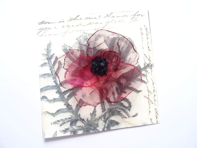 Broder des coquelicots - Fils et Fantaisies - Broderie d'embellissement ou broderie créative ou broderie fantaisie