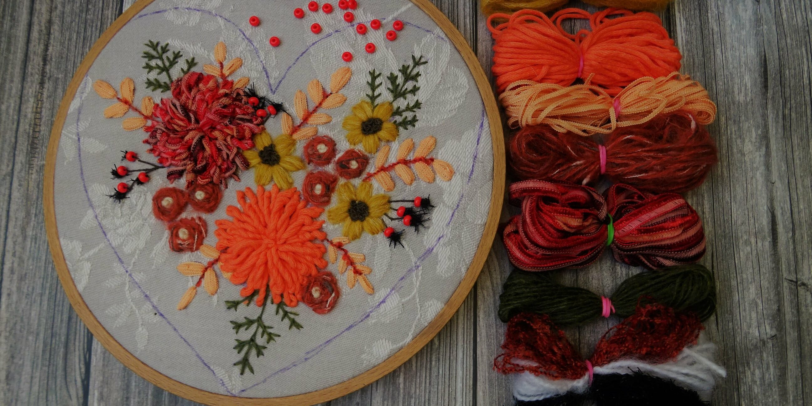 DSC03055 Kit Coeur d'Automne pour broder le Coeur d'Automne de la série #4coeursdesaison, version broderie d'embellissement ou créative par Fils et Fantaisies