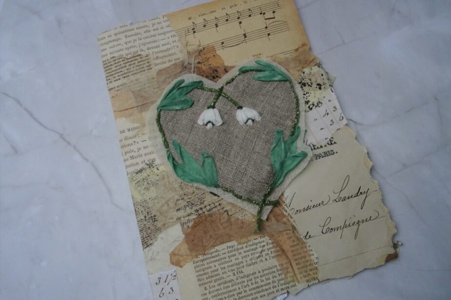 broder des perce neige Fils et Fantaisies – carnet mixed media 2026 page de février