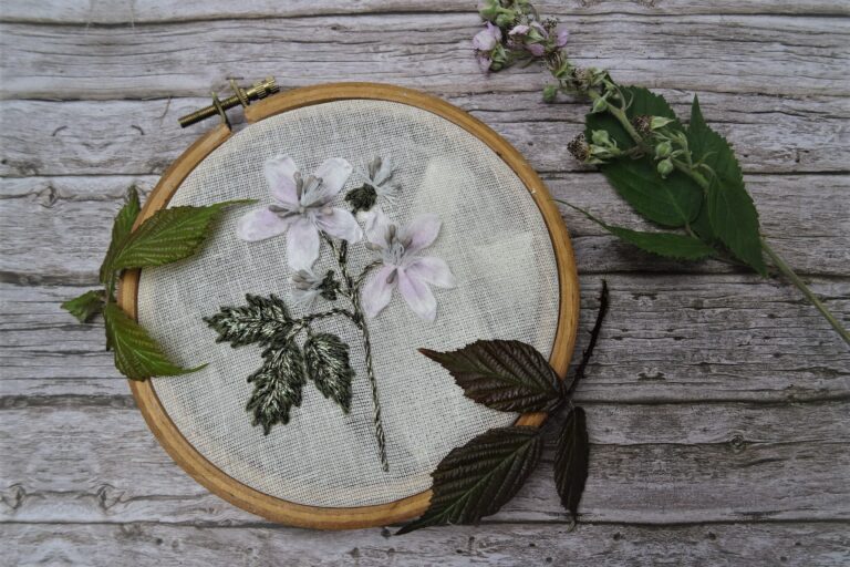 Tuto. Broder des ronces - Fils et Fantaisies Broderie fantaisie ou d'embellissement ou créative